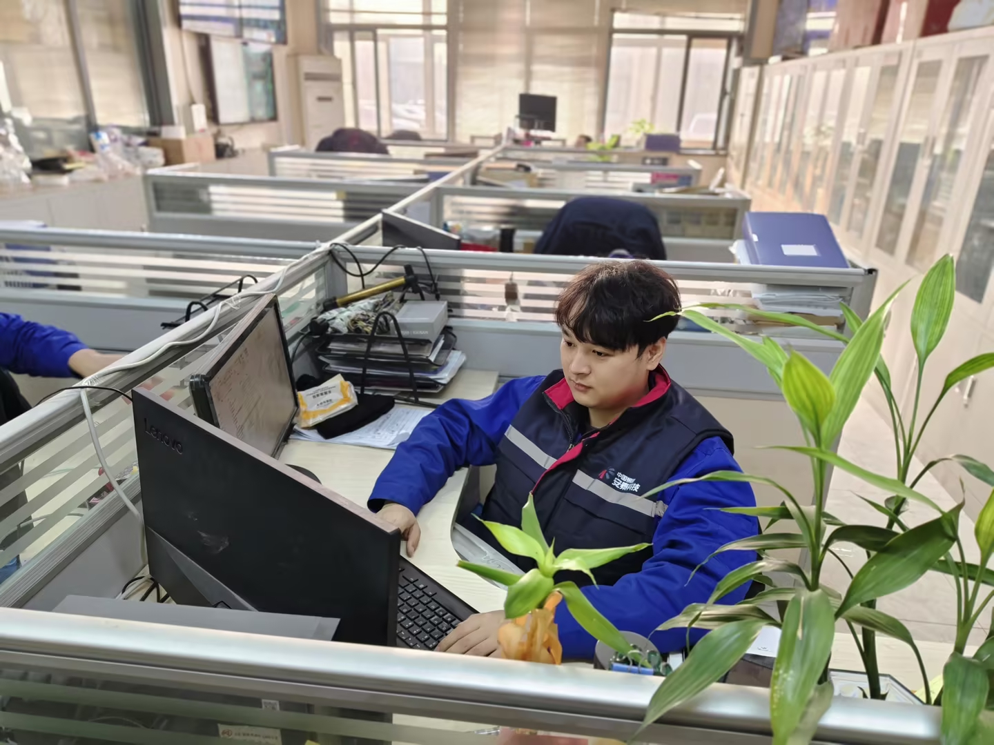 14優(yōu)秀員工-安泰特粉-崔雷.jpg 14優(yōu)秀員工-安泰特粉-崔雷.jpg